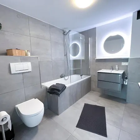 Homestay szállás Zimmer Mit Blick Ins Gruene In Wg-Wohnung *